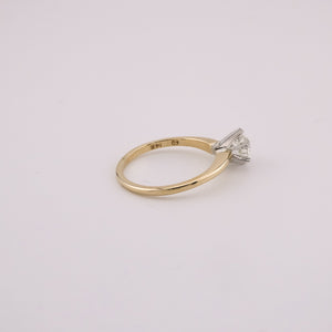 Delross Design Jeweller, Brisbane Jeweller, Chermside Jeweller, Custom Jewellery, Diamond Ring